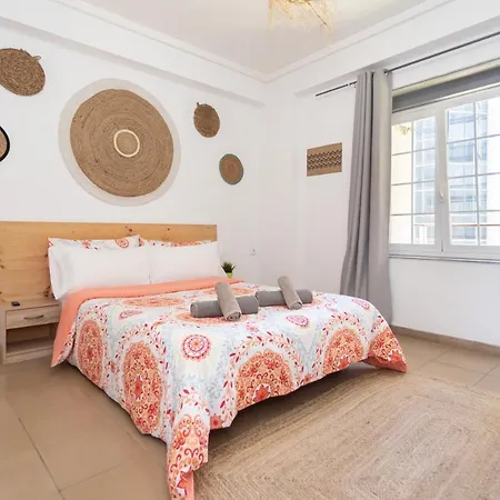 Big Happy Homestay Alicante